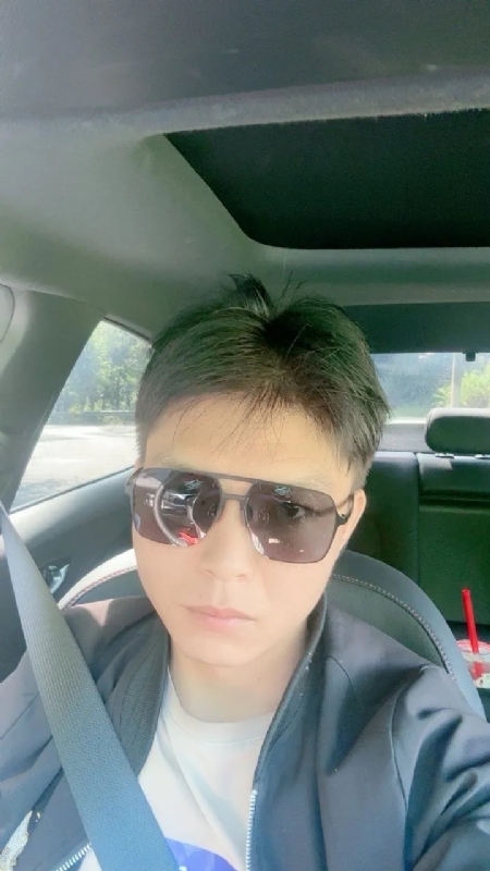 怀念的第一张照片--青海残疾人相亲网